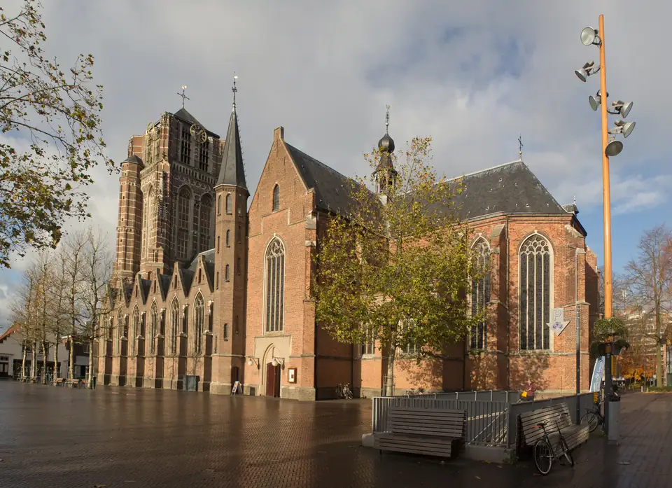 De Sint-Jansbasiliek aan de Markt in Oosterhout